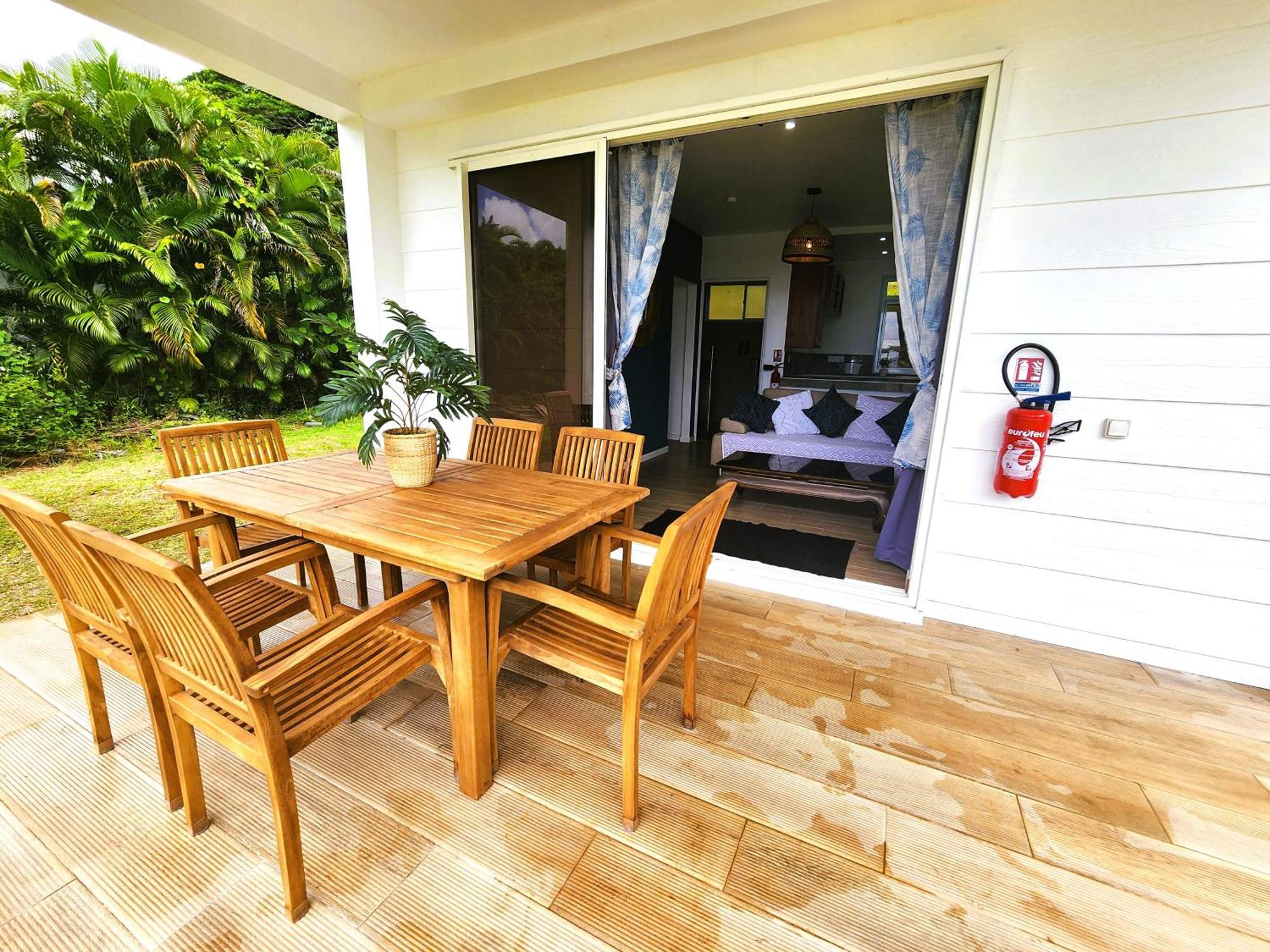 Duplex En Bord De Mer Fare Tahitea Pension Taputapuapea المظهر الخارجي الصورة